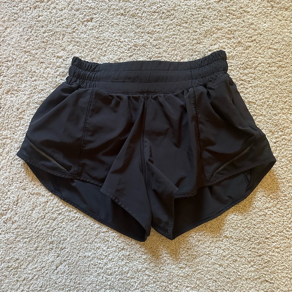 lululemon hotty hot shorts